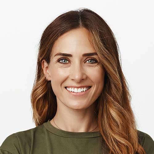 Claire R.